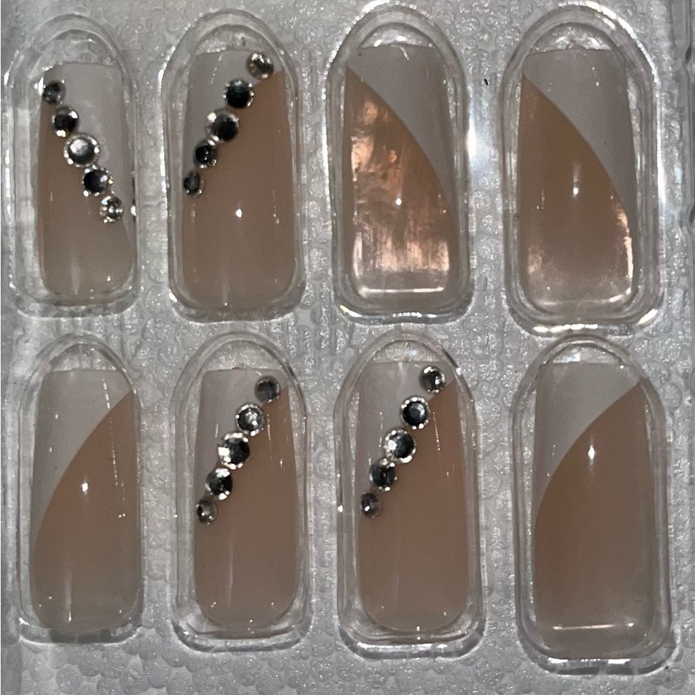 24 piece Nail Kit